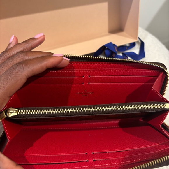 Louis Vuitton Clémence Wallet - Picture 2 of 6
